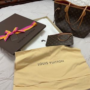Louis Vuitton Neverfull GM Tote